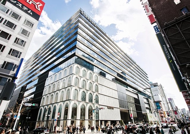 GINZA SIX／도보 약 7분