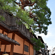 하나미코지/도보 약 3분