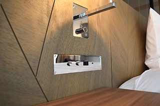 베개 전 콘센트