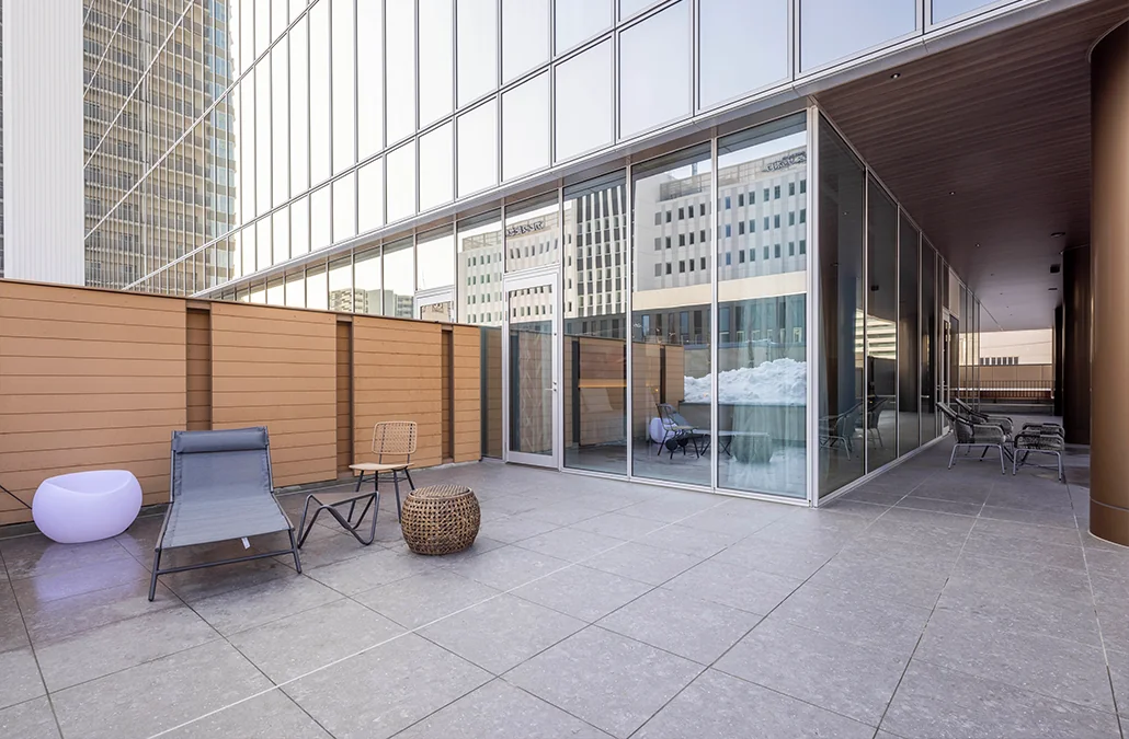 テラス付コーナージュニアスイート