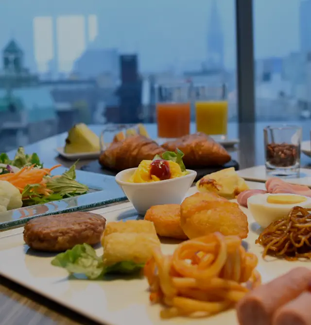 일본과 서양 30종 이상에서 선택할 수 있는 조식 뷔페