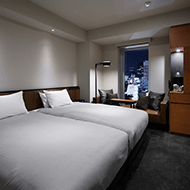 스탠다드 할리우드 트윈