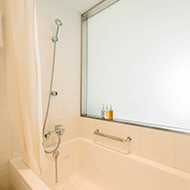 슈피리어 할리우드 트윈 (목욕)