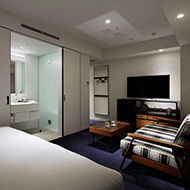 이그제큐티브 스튜디오 더블