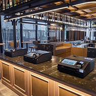 1F 프론트/자동 체크인기