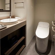 더블 코너 더블 /세정 기능 부착 화장실